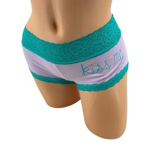 NWT Vtg Y2K PINK Victoria’s Secret “Kiss Me” Low Rise Boyshort Panty Size Medium